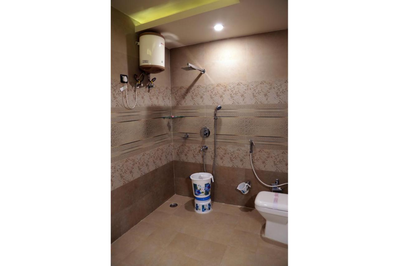 Hotel Vinayak Lifestyle Hotels Lucknow Exterior photo