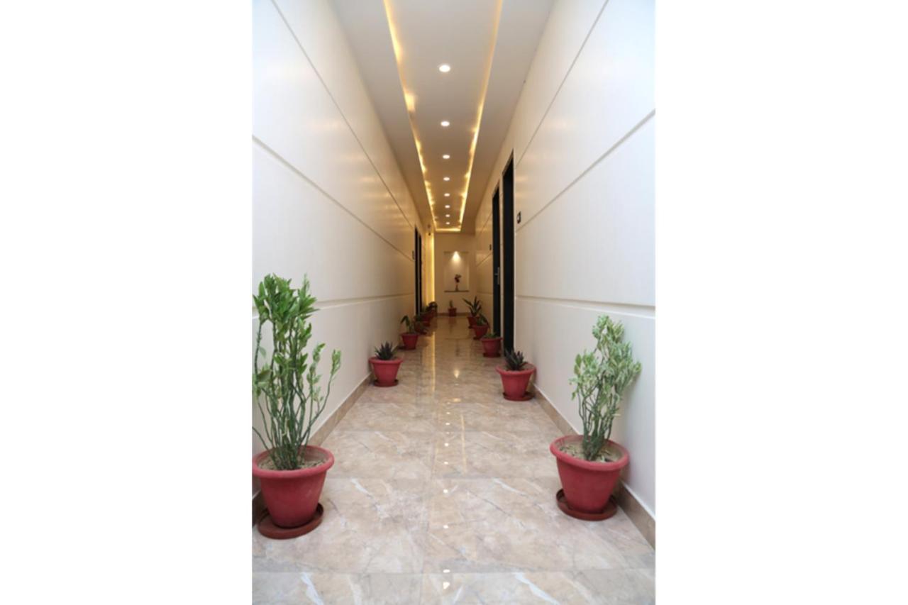 Hotel Vinayak Lifestyle Hotels Lucknow Exterior photo